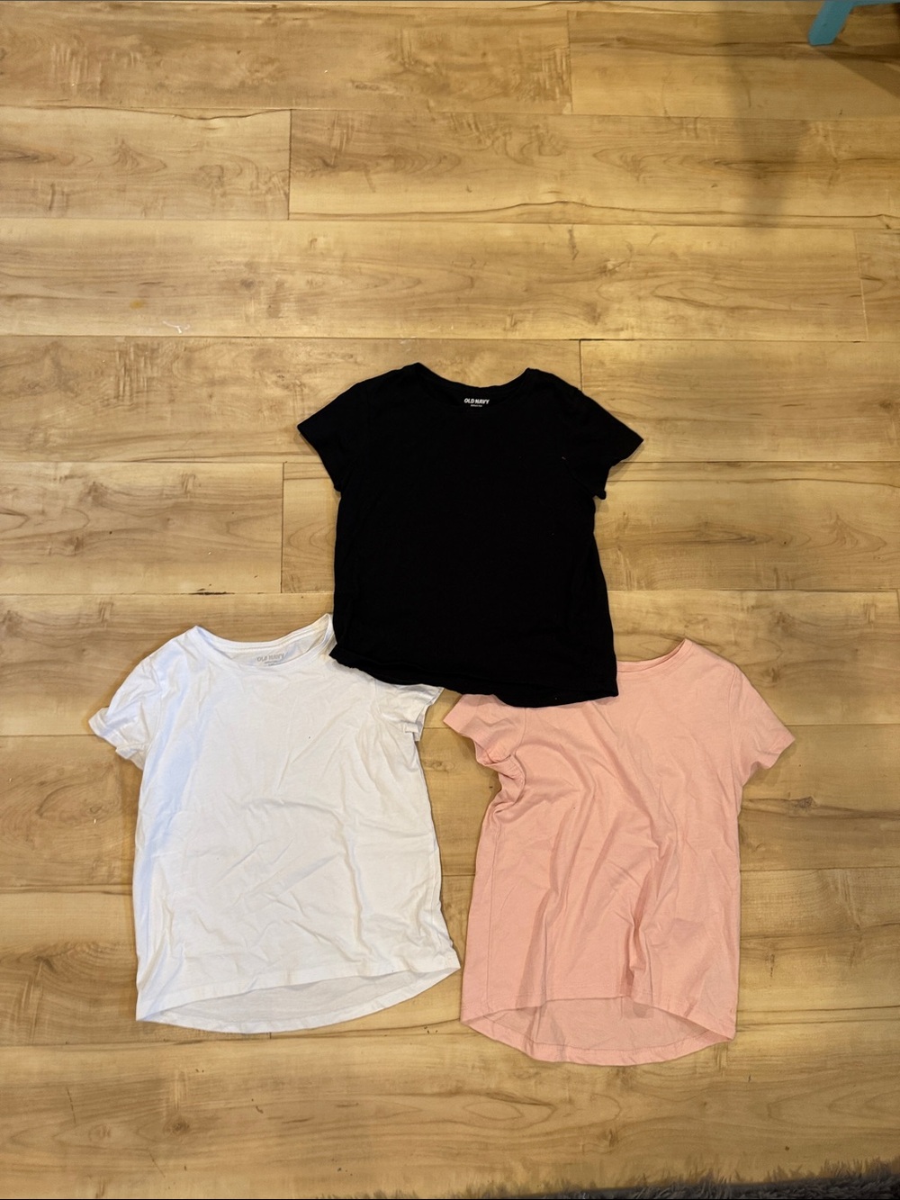 Old Navy Girls Black White and Pink Short Sleeve Tees